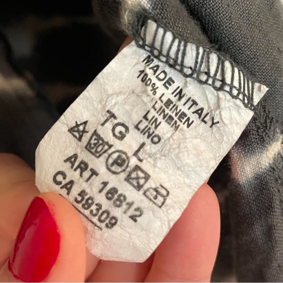 Linen Button up size Large - Picture 6 of 7